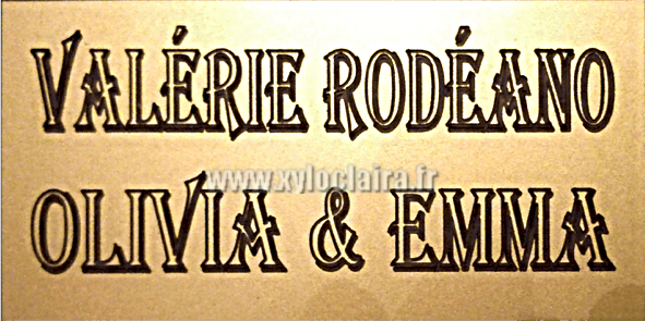 Réf : 17927 Gravoglas 2 plex brillant - 100x50mm - 2 lignes