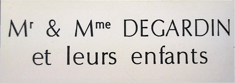 Réf : 18984 Gravoply ultra en mat -2 Lignes - Mr&Mme DEGARDIN et leurs enfants